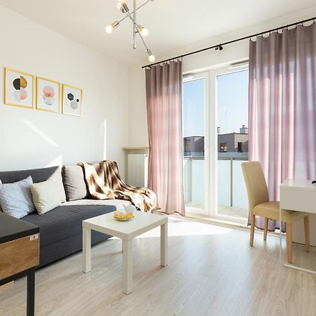Metro Bielany Apartments By Noclegi Renters Варшава Екстер'єр фото