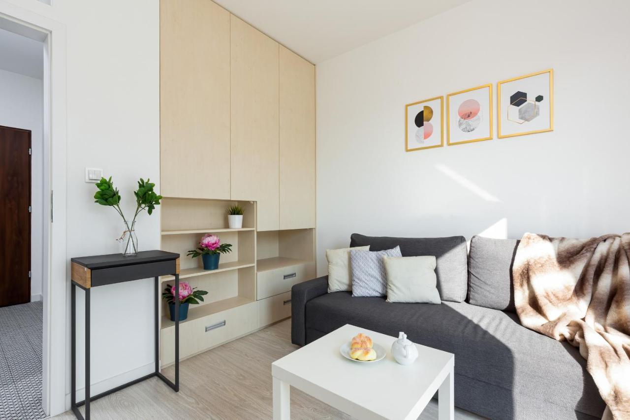Metro Bielany Apartments By Noclegi Renters Варшава Екстер'єр фото