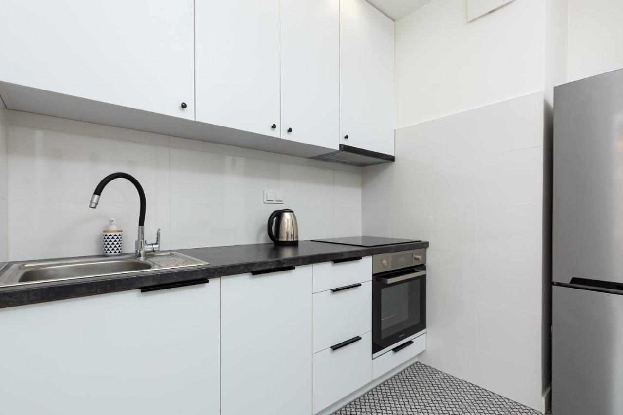 Metro Bielany Apartments By Noclegi Renters Варшава Екстер'єр фото
