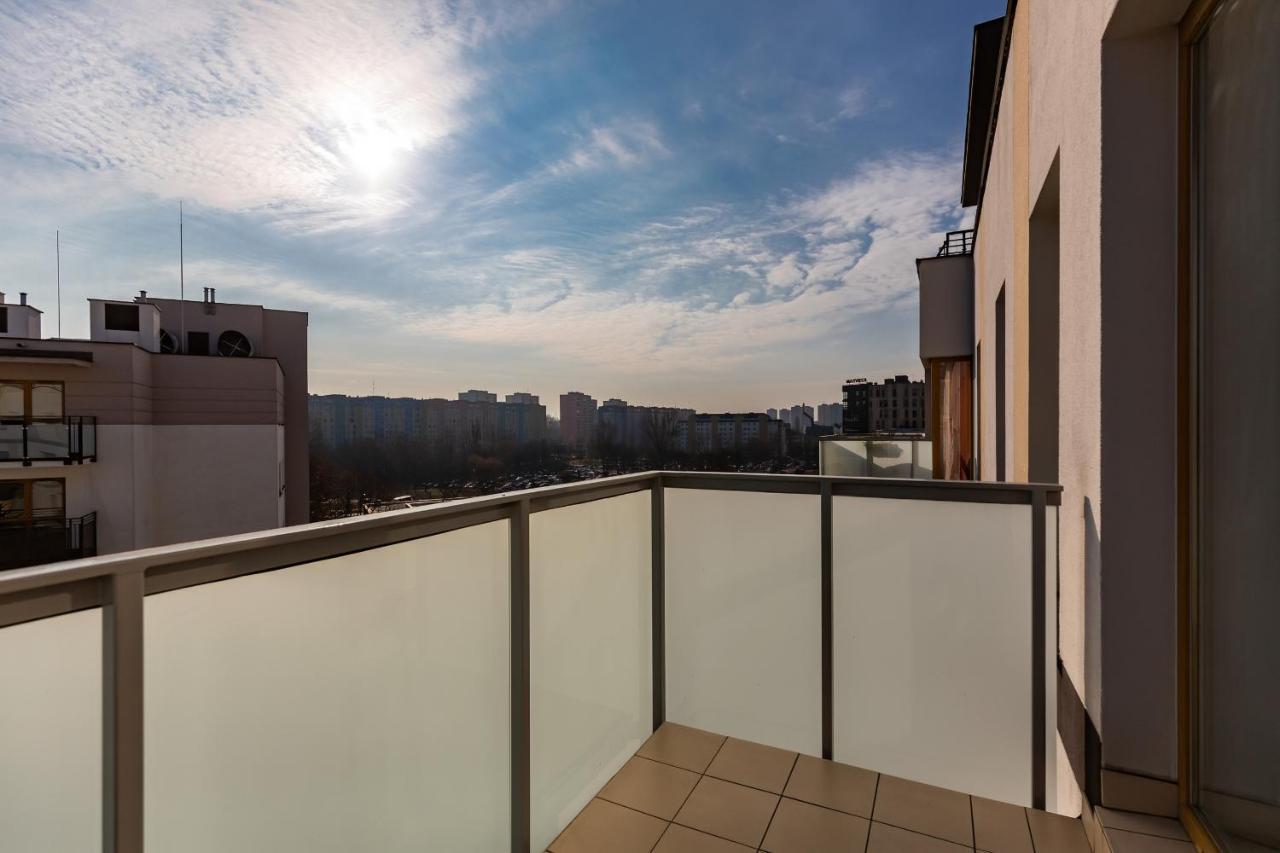 Metro Bielany Apartments By Noclegi Renters Варшава Екстер'єр фото