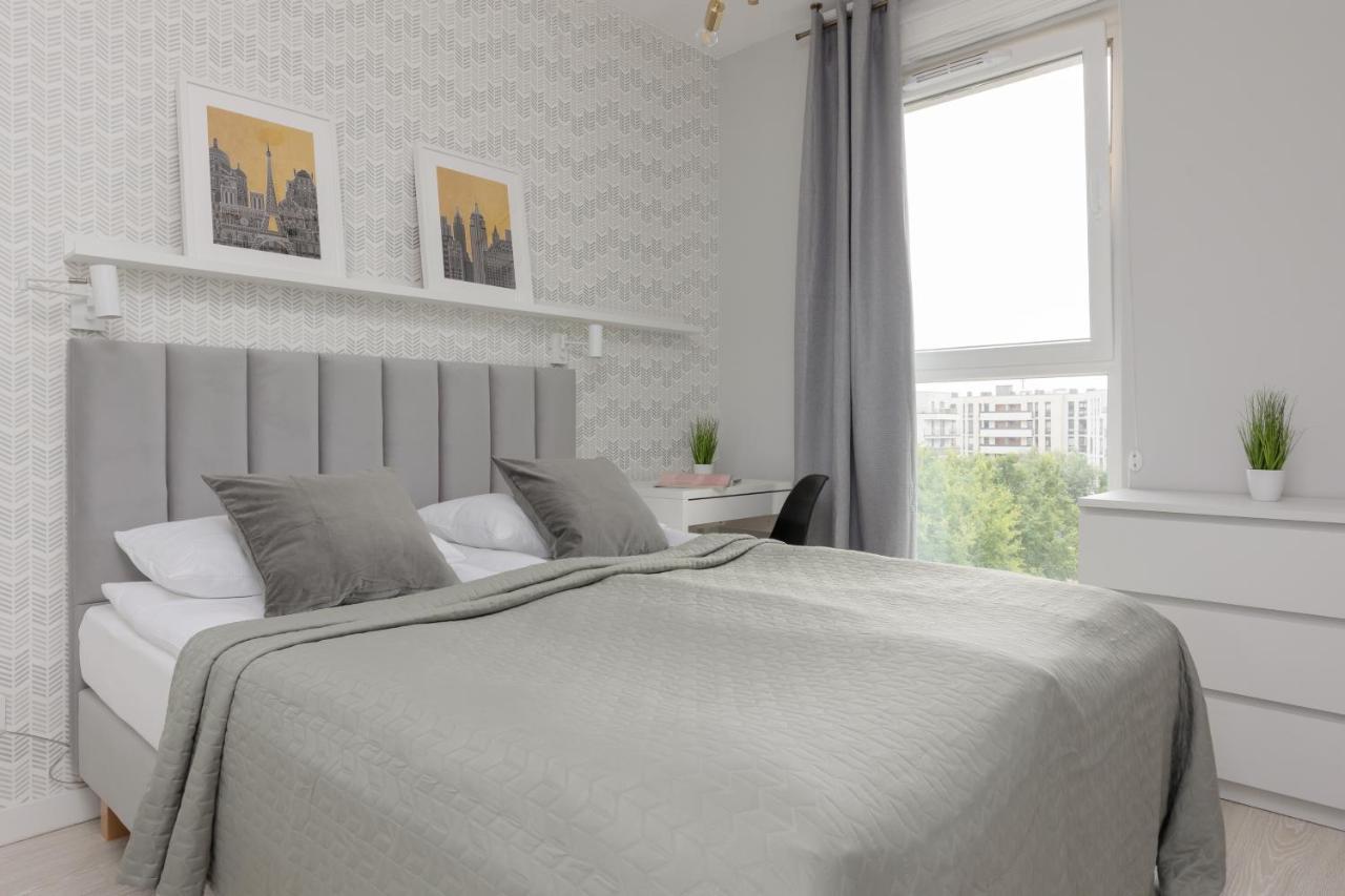 Metro Bielany Apartments By Noclegi Renters Варшава Екстер'єр фото