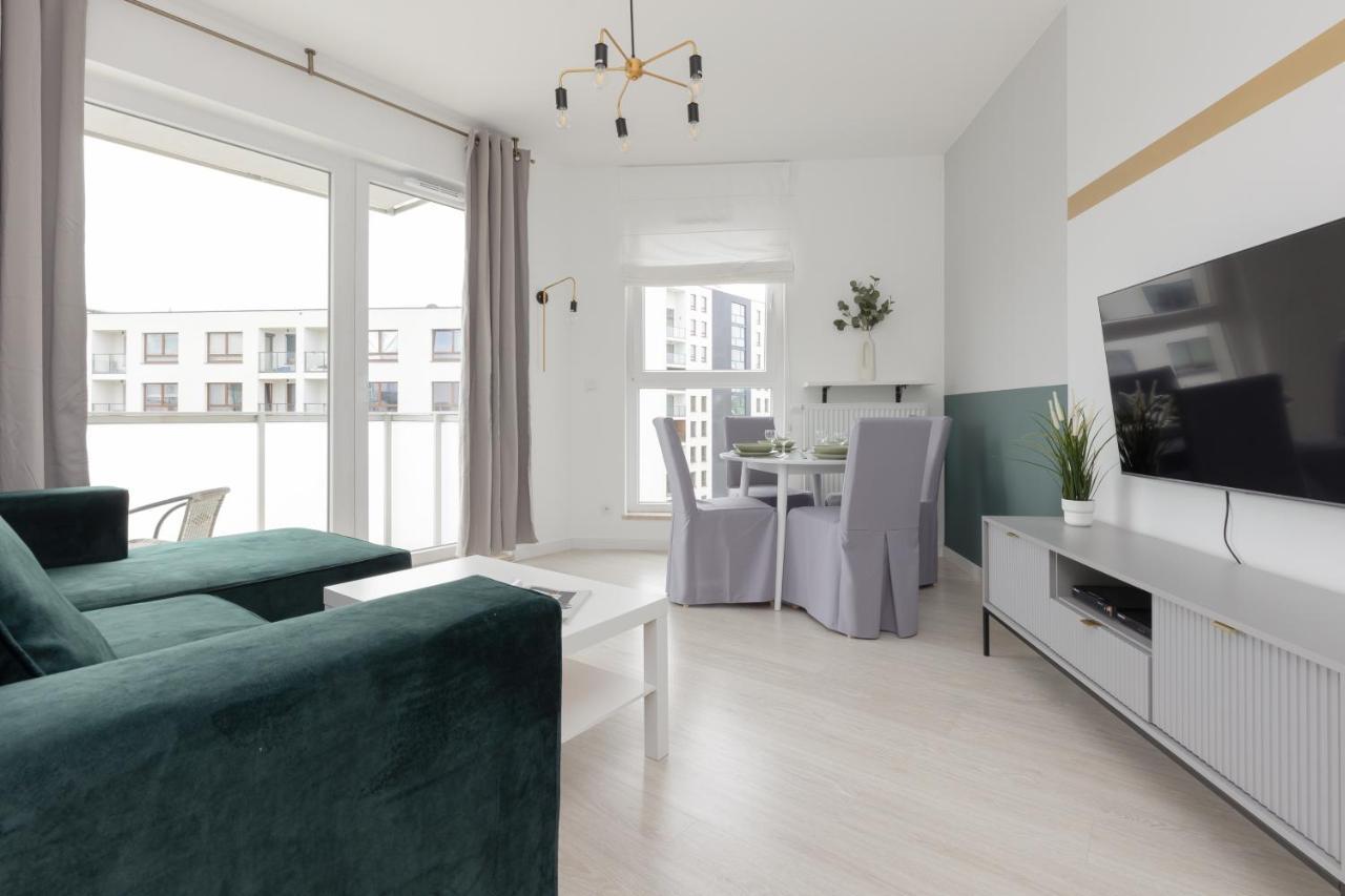Metro Bielany Apartments By Noclegi Renters Варшава Екстер'єр фото
