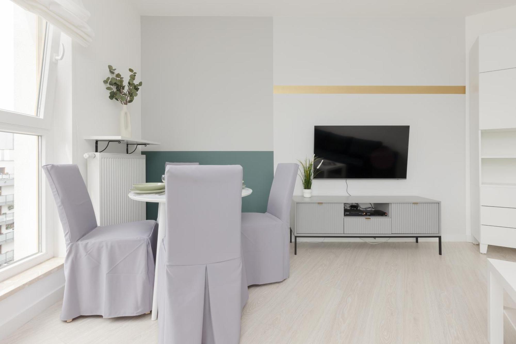 Metro Bielany Apartments By Noclegi Renters Варшава Екстер'єр фото